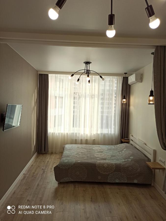 Appartement Самостоятельная Квартира à Odessa Extérieur photo